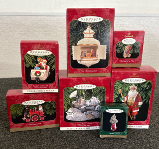 (7) Keepsake Christmas Ornaments