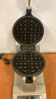 Kenmore Electric Waffle Maker - 3