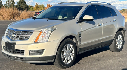 2010 CADILLAC SRX LUXURY - HEATED AND COOLED SEATS