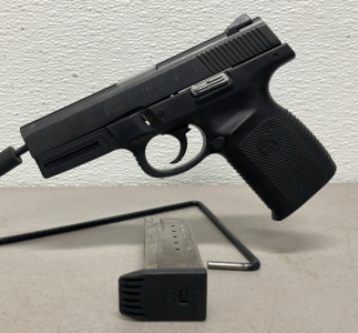 Smith & Wesson Model SW40VE .40 Caliber, Semi Automatic Pistol