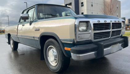 1993 DODGE D200 - TURBO DIESEL!