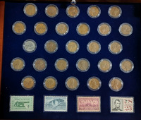 (1) 100 Years of Lincoln Coins Display Set w/ Stamps and Description Cards in Wooden Case - 3