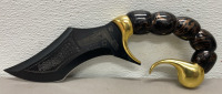 Scorpion Tail Knife (Gold & Black)