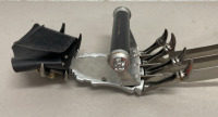 Wolverine Skeleton Hand Claw - 4