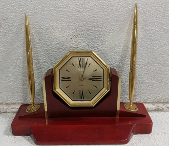 (1) Bulova Double Pen Desk Clock