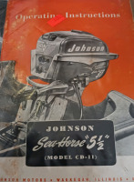 Johnson Sea Horse 5 1/2 Outboard Motor, Johnson Mile-Master Fuel Tank - 3