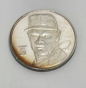 Sammy Sosa One Troy Ounce .999 Silver Round