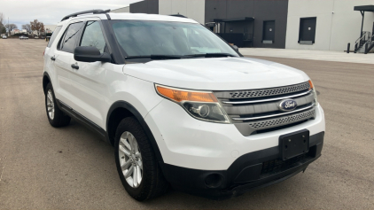 2015 FORD EXPLORER - AWD!