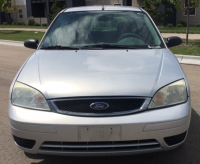 2005 FORD FOCUS - 5 SPEED MANUAL! - 2