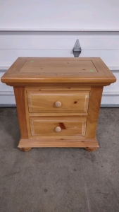 26"x 17"x 25" (Pine Wood) Night Stand w/ 2-Drawers