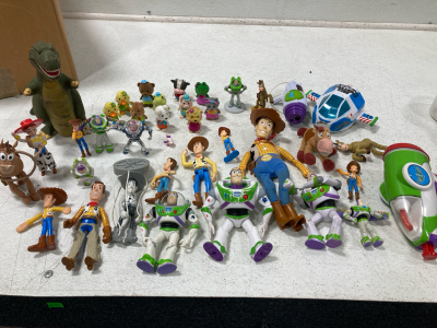 Assortment of Toy Story Toys, and Collection of Lil Woodzeez Bobbleez