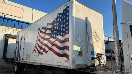 2004 SEMI TRAILER - WORKING LIFTGATE