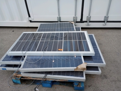 (4) Sliver Brand SVR92 solar panels Sizes Are (1) 50" by 27" (1) 61" by 37" (1) 61" by 31" (1) 61" by 31"