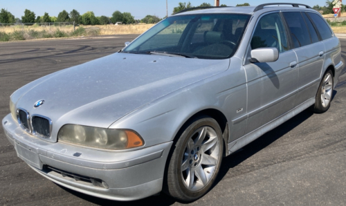 2003 BMW 525IA - HEATED LEATHER SEATS!