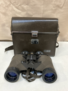 Vintage Pair of Binoculars Model 172F and Carrying Case