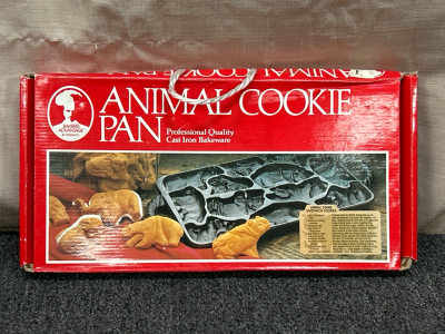 Vintage Cast Iron Animal Cookie Pan