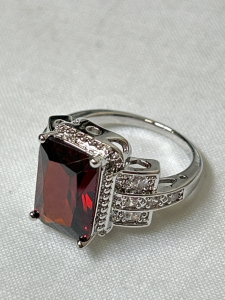 Size 8 Faceted Emerald Cut Red Stoned .925 Ring