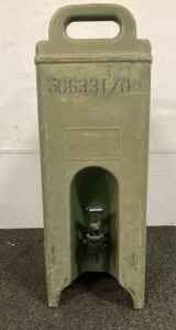 5 Gallon Military Cambro Liquid Dispensar