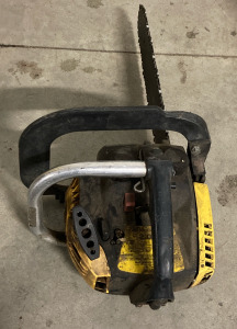 Yellow 2.0 c.l.o Chainsaw