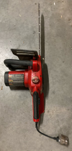 Red Chainsaw