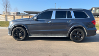 2014 MERCEDES GL 550 - AWD - ABSOLUTELY LOADED!! - 4