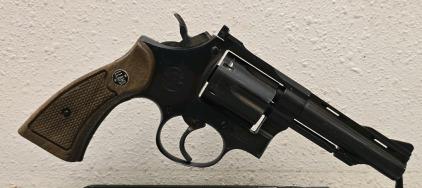Stoeger Arms Llama DA .38SPL Revolver-- S745724
