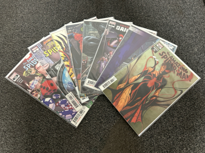 (8) Collectible Spiderman C&oacute;mics