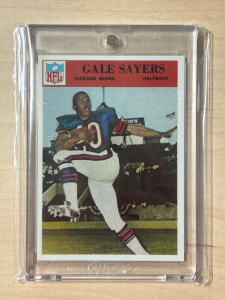 NFL Gale Sayers Chicago Bears Halfback Collectible Card