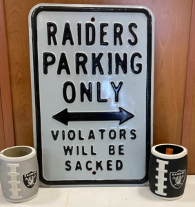 Raiders Metal Sign & Kiozies