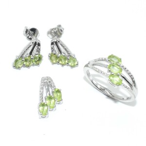 Silver Peridot(4.5ct) Earring Ring Pendant Set