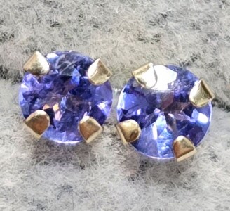 $200 10K Tanzanite 3.5Mm Earrings