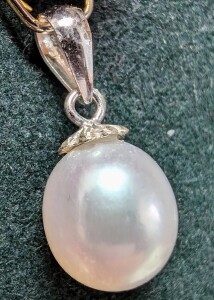 Silver Genuine Cultured Pearl Pendant