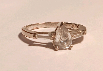 Silver Teardrop Clear Stone Ring (size 7)