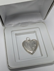 $70 Silver 4.56G Locket Heart Shape Pendant