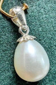 Silver Fresh Water Pearl Pendant