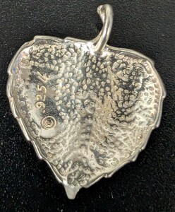 Silver 1.86G Leaf Pendant