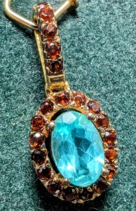 $160 Silver Garnet And Apatite Total Of 1Ct Pendant