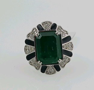 14K White Gold Natural Emerald Beryl and Diamond Ring.. (size 6.5) Octagonal Set Cut Natural Emerald Beryl Gemstone (7.98ct) 60 Round Brilliant Diamonds Accent Ring Around and Both Sides (0.90ct) Retail Value $22,840.00