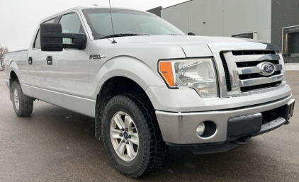 2012 FORD F- 150 - 4X4!