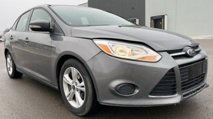 2014 FORD FOCUS - 130K MILES!