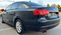 2011 VOLKSWAGEN JETTA - 124K MILES! - 6