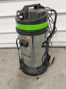 IPC Eagle Industrial Vacuum Cleaner (sp9)