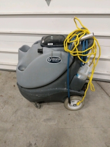 Commercial Carpet Extractor - Advance All Cleaner (sp4)