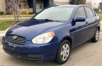 2010 HYUNDAI ACCENT GLS - NICE INTERIOR! - 2