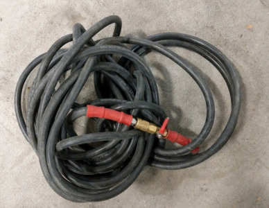 (1) Rubber Air Hose w/ Quick Connect Ends - 3/8 Inch I.D. [SP11]