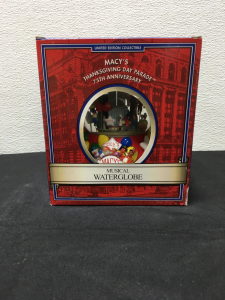 Limited Edition Macy’s 75th Thanksgiving Day Parade Snowglobe