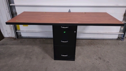 (1) 14¼"x 18"x 27½" (Black) 3-Drawer Filing Cabinet w/ A 2'x 5'x 1¼" Desk Top Piece