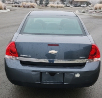 2011 CHEVROLET IMPALA - CLEAN! - 6