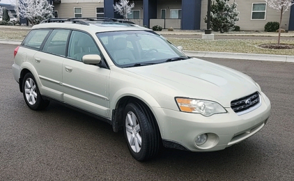 2006 SUBARU OUTBACK - HEATED SEATS!