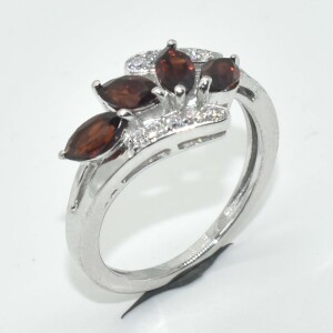 Silver Garnet Cz(2.3ct) Ring